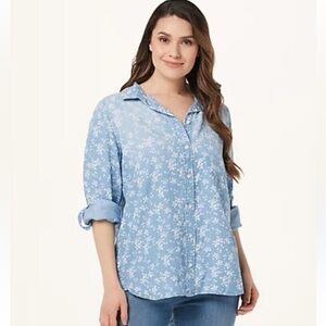 Side Stitch Light Blue Floral Button Down Shirt